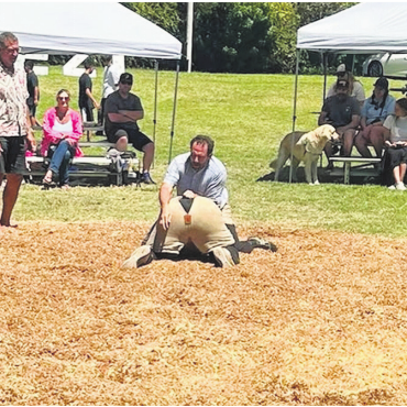 Führerlose Taxis und volle Stadien - Ein Schwingfest in den USA. Der Swiss Club San Diego organisiert jedes Jahr den Anlass, wo Schwinger mit Schweizer Wurzeln aus ganz Kalifornien aufeinandertreffen.