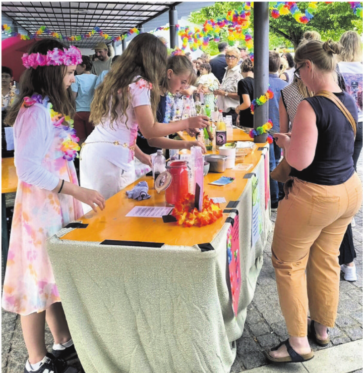 Die Bar war ein beliebter Anziehungspunkt. Bilder: zg