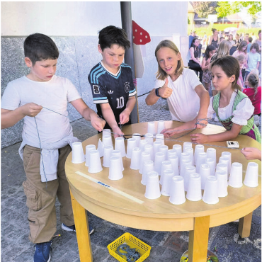 Emotionaler Abschluss - Das Becherspiel sorgte für gute Unterhaltung.