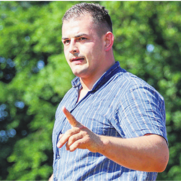 Endlich wieder zurück - Meldet sich rund ein Jahr nach seiner Verletzung an einem Kranzfest zurück: Andreas Döbeli. Bild: Freshfocus