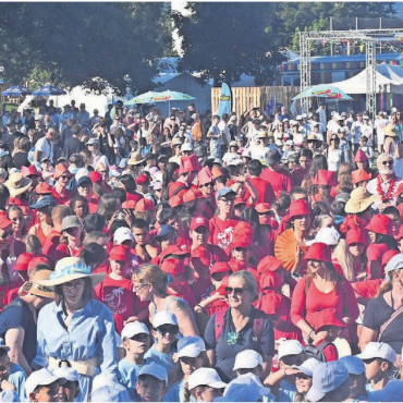 Lebendiger und lernorientierter Ort - Im Frühsommer 2025 stand die ganze Schule im Zeichen des Wohler Jugendfestes «Wohlyday» im Schüwo-Park.    Bild: Archiv