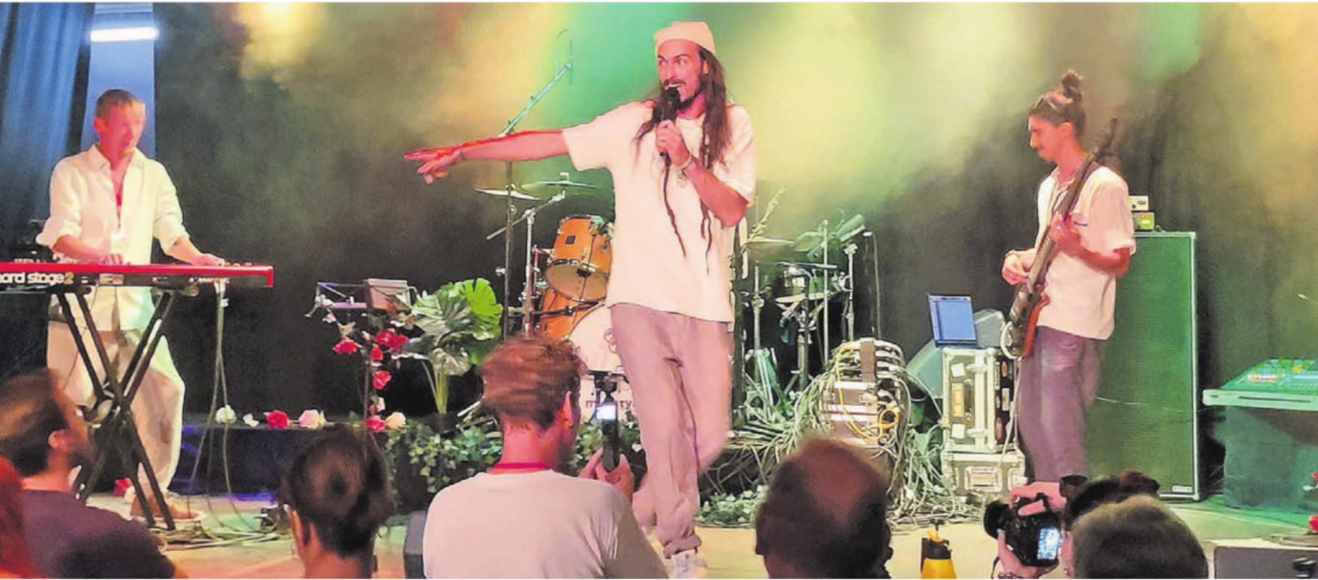 Remo Hagenbuch alias Grisli war nicht nur Gastgeber und Organisator, sondern bot mit einer Band auch eine tolle Show. Bilder: Heinz Strebel - Das Bild wird blockiert. – Möglicherweise durch einen aktiven Adblocker.