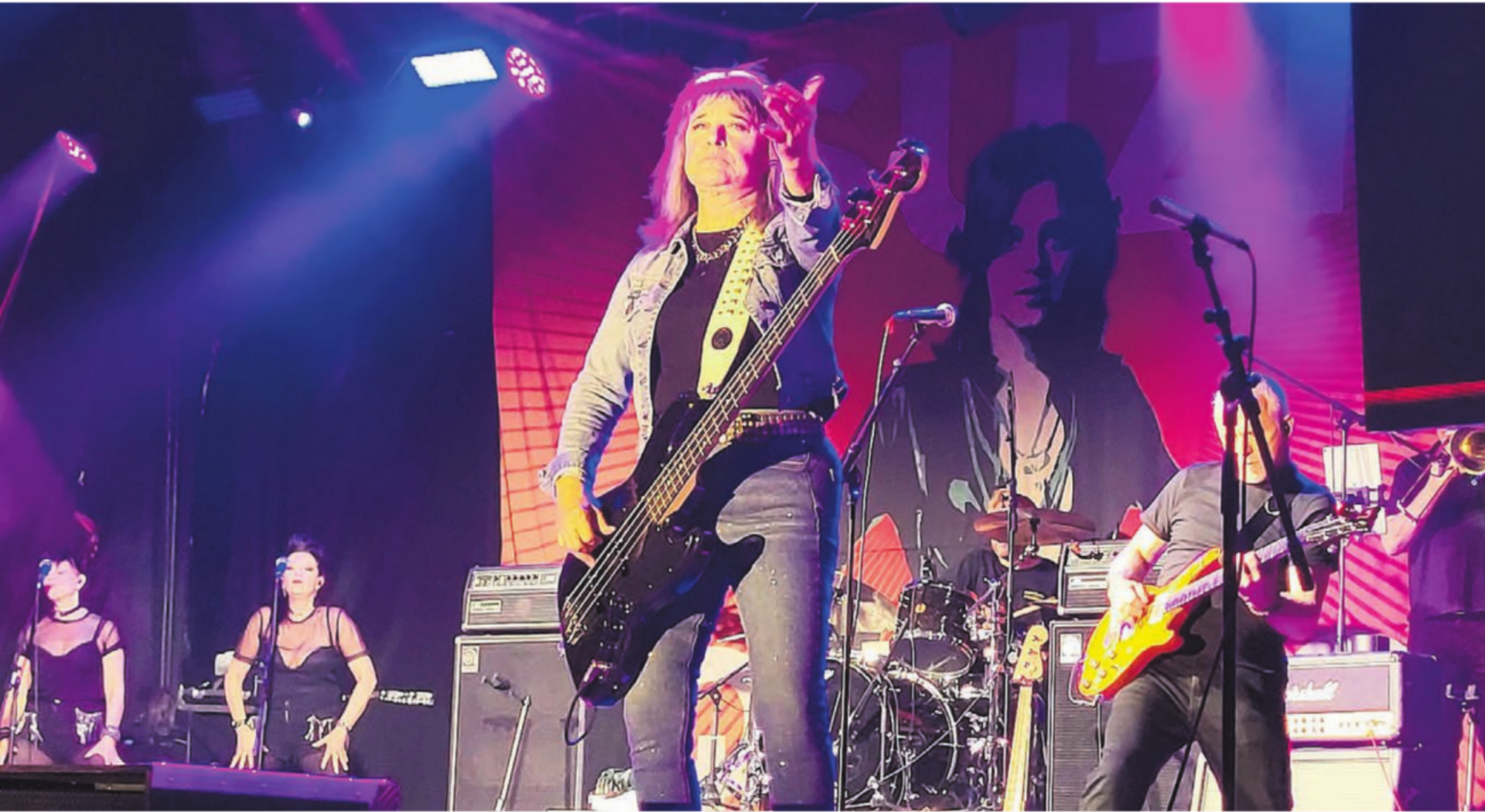 Suzi Quatro überzeugte mit viel Energie und sowohl lauten wie auch leisen Momenten.    Bilder: Heinz Strebel - Das Bild wird blockiert. – Möglicherweise durch einen aktiven Adblocker.