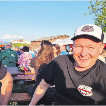 Schönes Wetter und Besucherrekord - Cyrill Räber, OK-Präsident (links), und Daniel Hold, Marketing und Personal. Sie dürfen sich berechtigt freuen. Dieses Jahr passt alles.