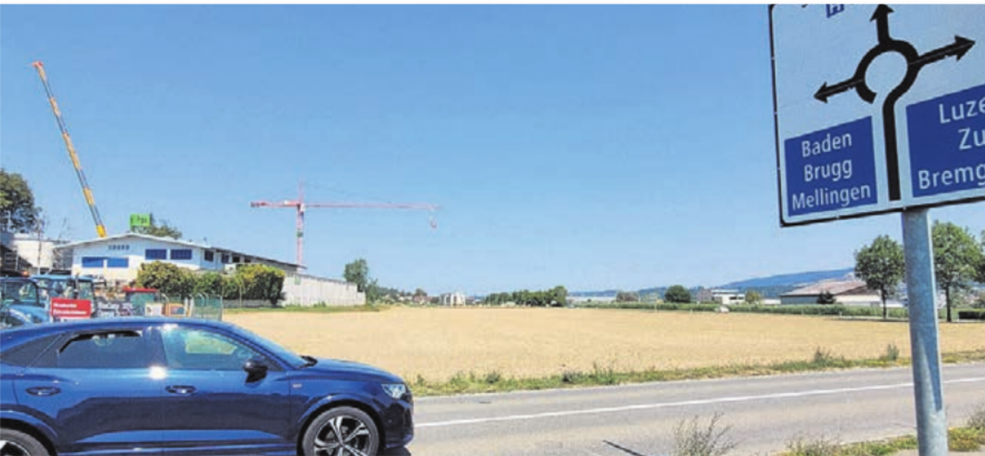 Auf dem Landstreifen entlang der Kantonsstrasse nach Nesselnbach wird Platz geschaffen für weitere Firmen. Die Erschliessung führt hinter dem Gebäude der Firma Mäder über den Buchgrindel. Bild: chh - Das Bild wird blockiert. – Möglicherweise durch einen aktiven Adblocker.