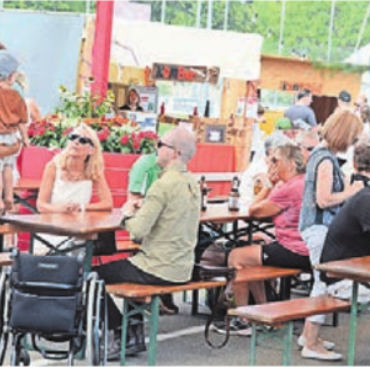 Längst eine intakte Einheit - Zwei Tage lang wurde gefeiert.    Bild: chh