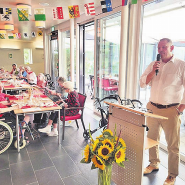 Fundament sitzt im Saal - Gemeindeammann Roland Vogt bedankte sich bei der älteren Zuhörerschaft. Sie hätten dazu beigetragen, dass es dem Land heute so gut geht.