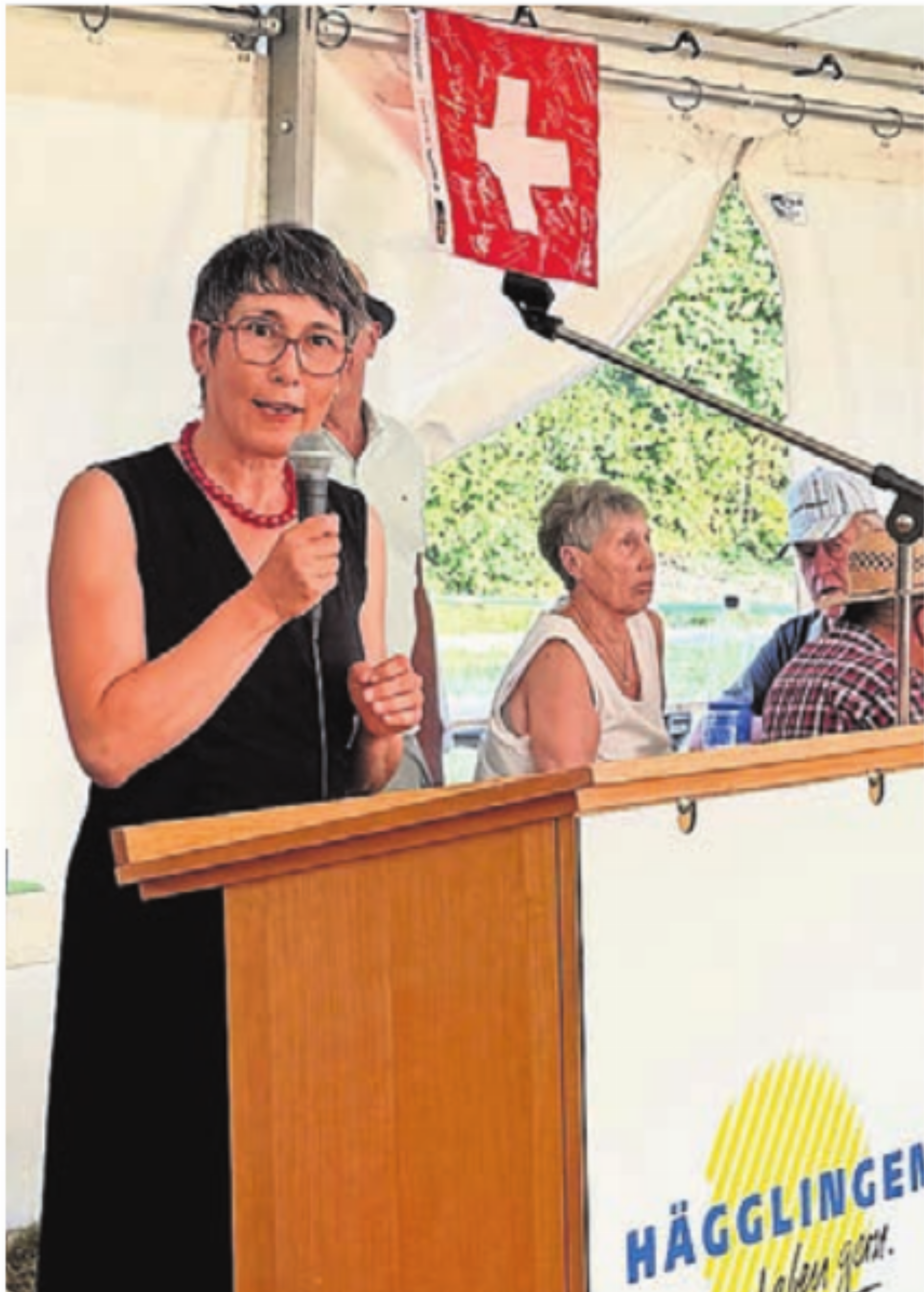 Grossrätin Colette Basler ist vom starken Zusammenhalt in Hägglingen beeindruckt.    Bild: mub - Das Bild wird blockiert. – Möglicherweise durch einen aktiven Adblocker.