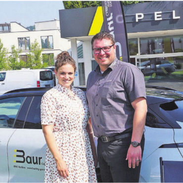 Die Touring Garage Baur holt sich eine dritte Premiummarke: ZEEKR - Lena und Pascal Baur präsentieren das aktuellste ZEEKR-Modell seit Sommer 2026, den 7GT. Bild: rts
